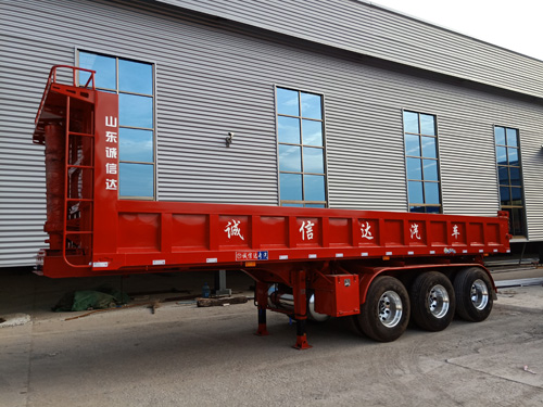 自卸半掛車(chē)